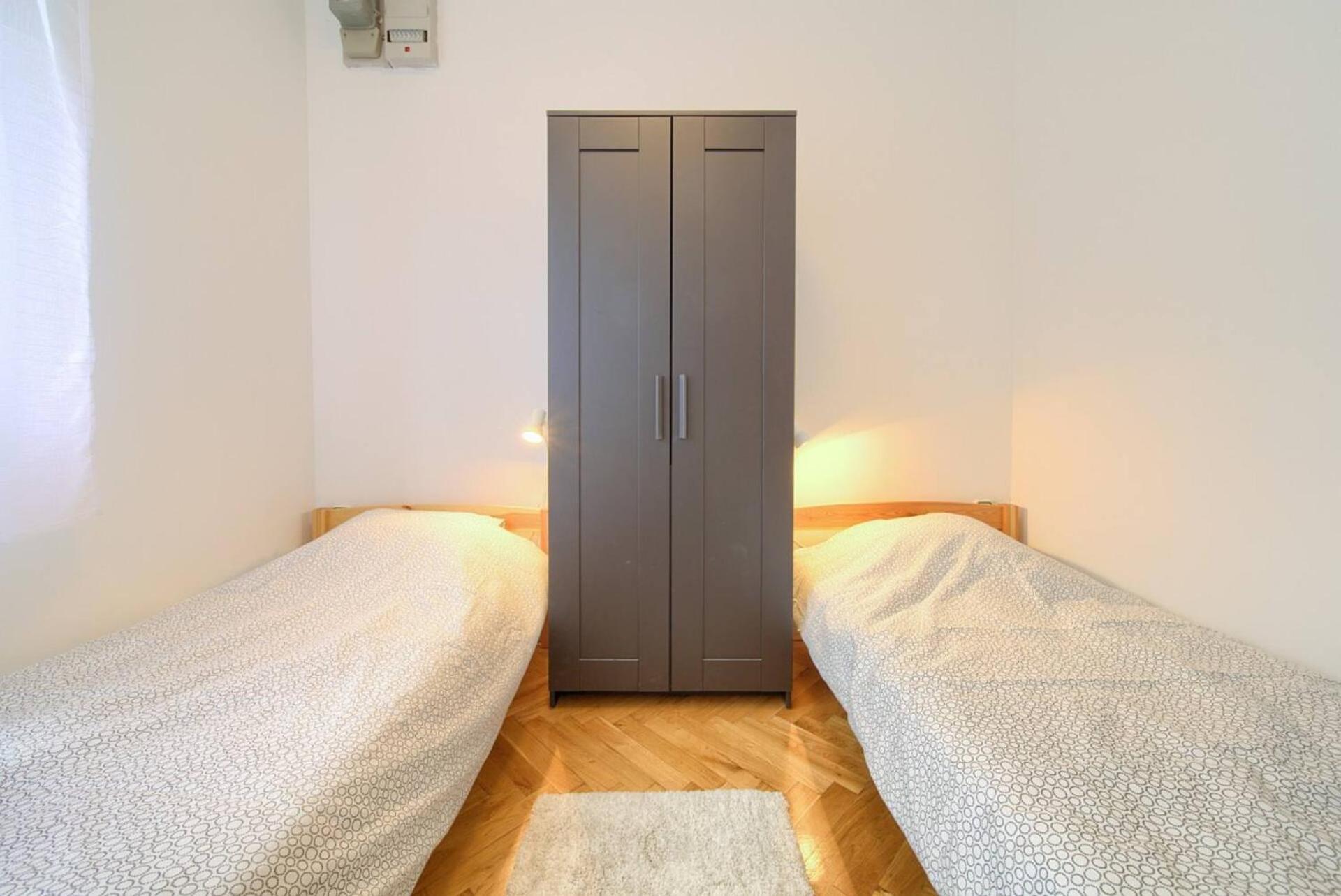 Apartments Nana - Baska Extérieur photo